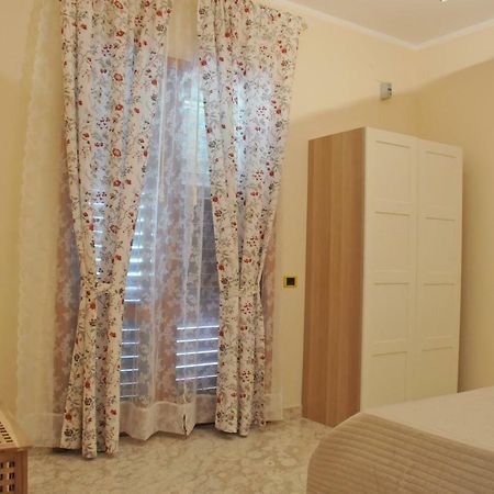 Paestum Rosae B&B 외부 사진