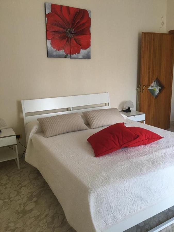 Paestum Rosae B&B 외부 사진